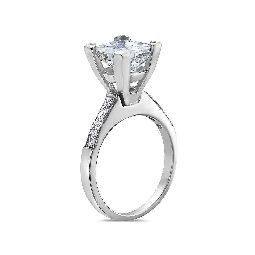 18k White Gold Engagement Ring with 3.1 CT for Women