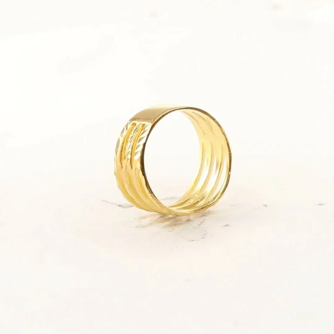 22k Gold Ring with Elegant Cross Pattern for Women - Size R2036