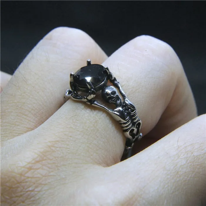 Cool Black Stone Skull Ring