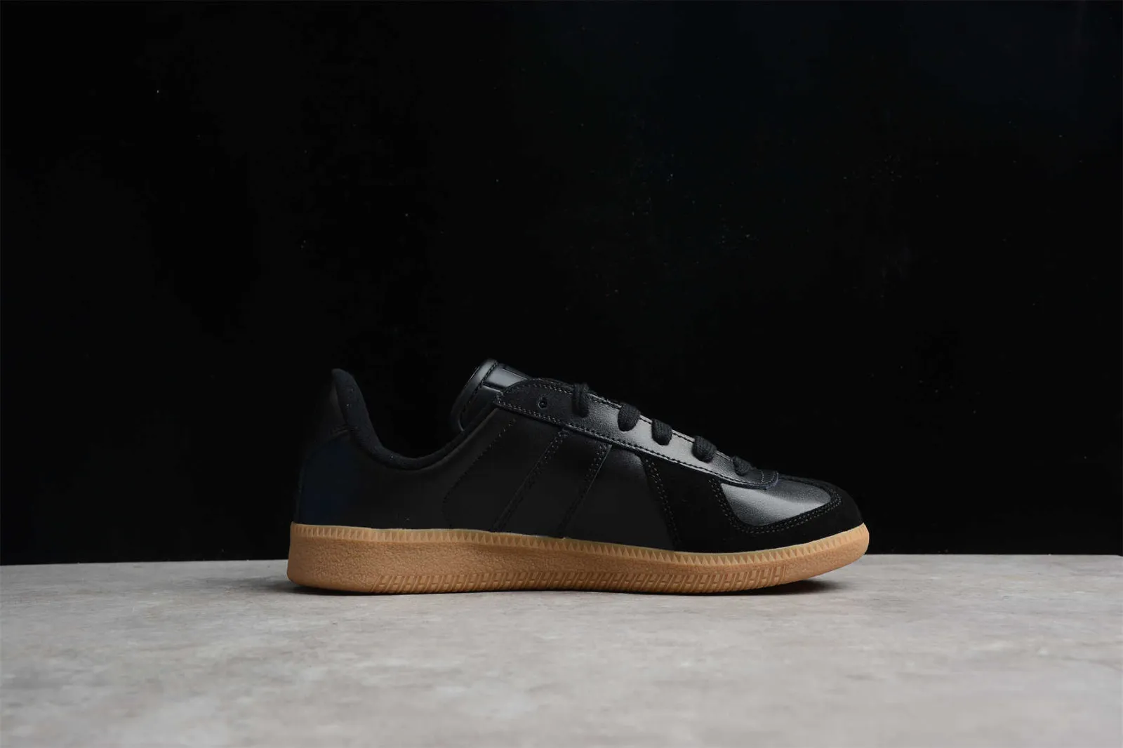 Adidas Originals BW Army Black Gum Brown Shoes BZ0580