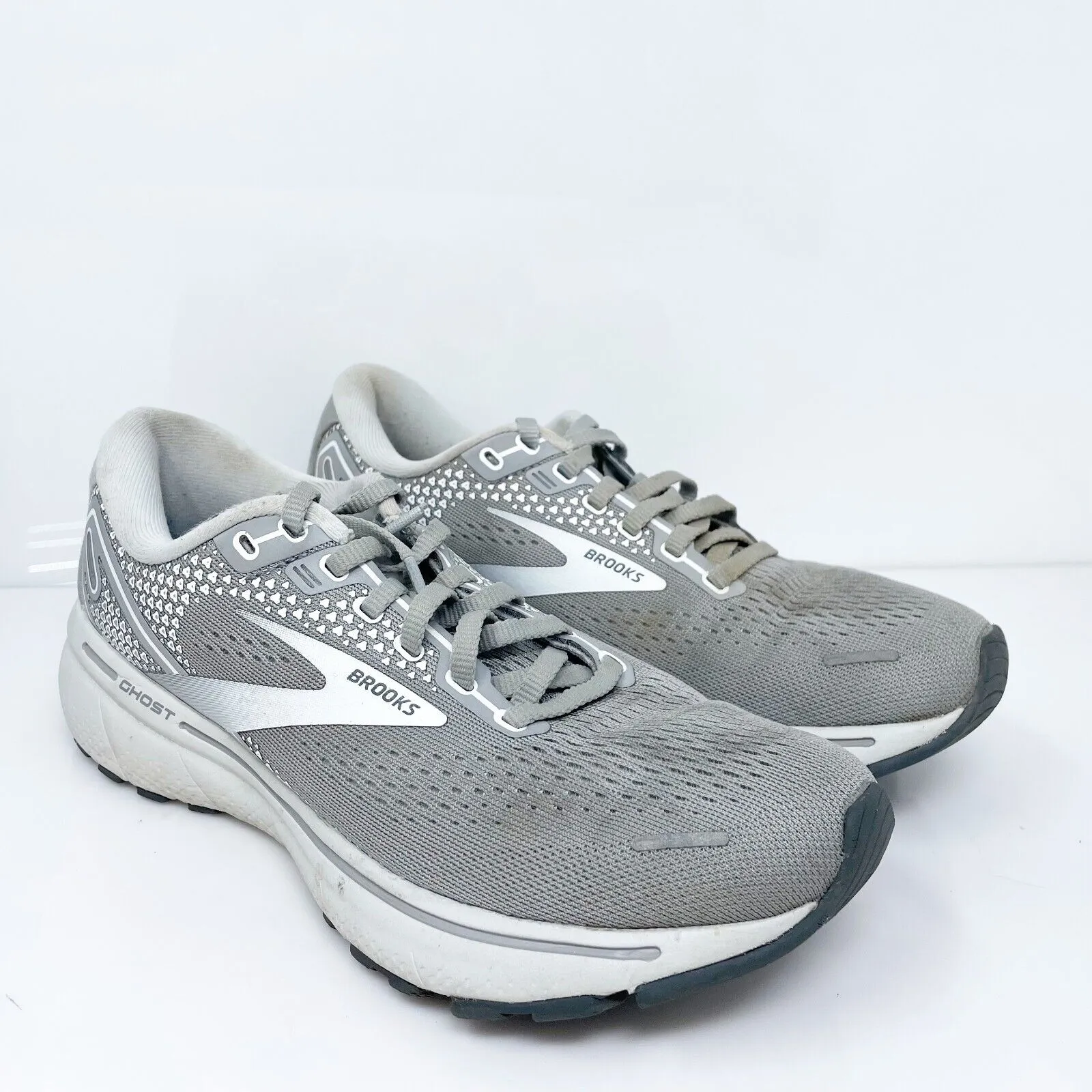 Brooks Womens Ghost 14 1203561B089 Gray Running Shoes Sneakers Size 7.5 B