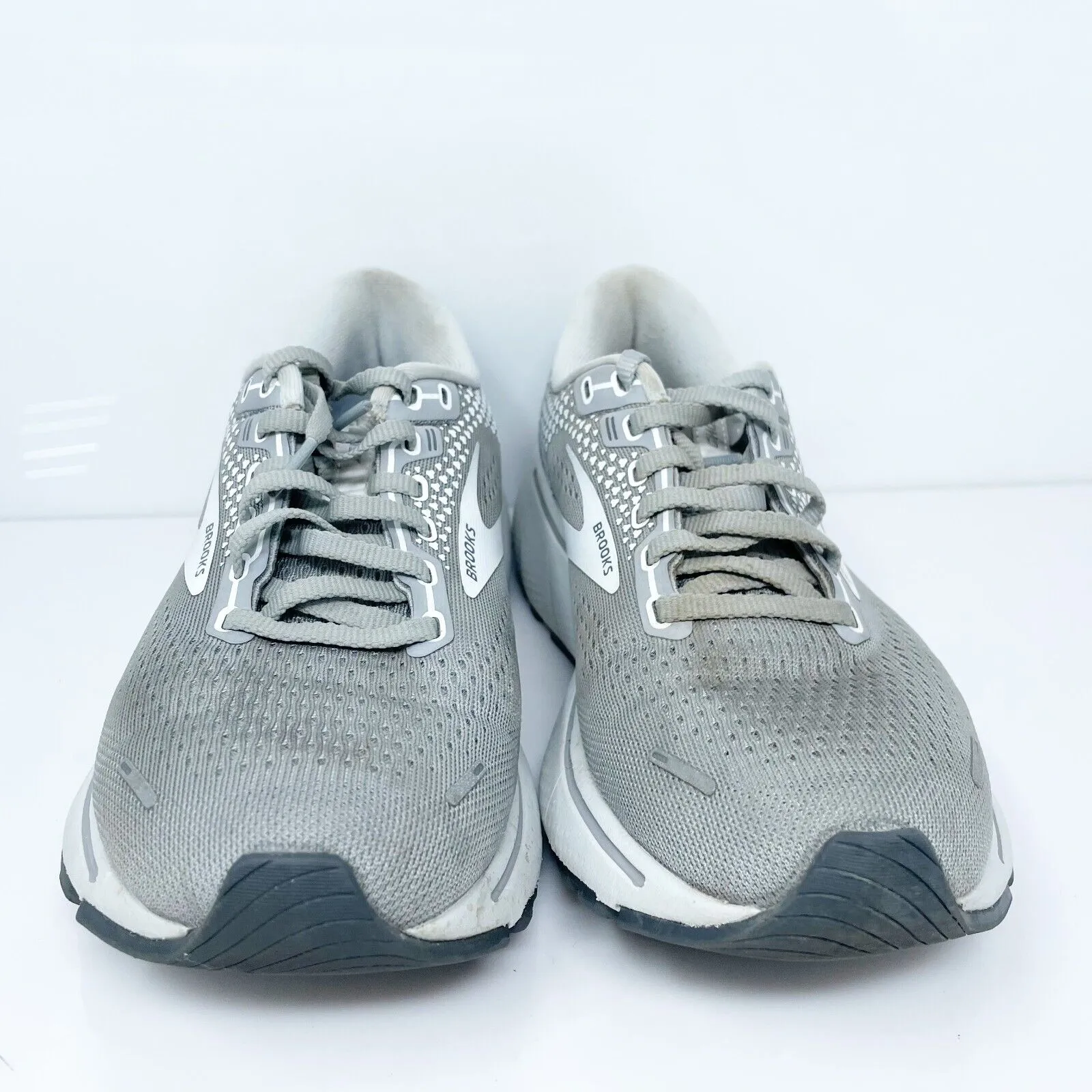 Brooks Womens Ghost 14 1203561B089 Gray Running Shoes Sneakers Size 7.5 B