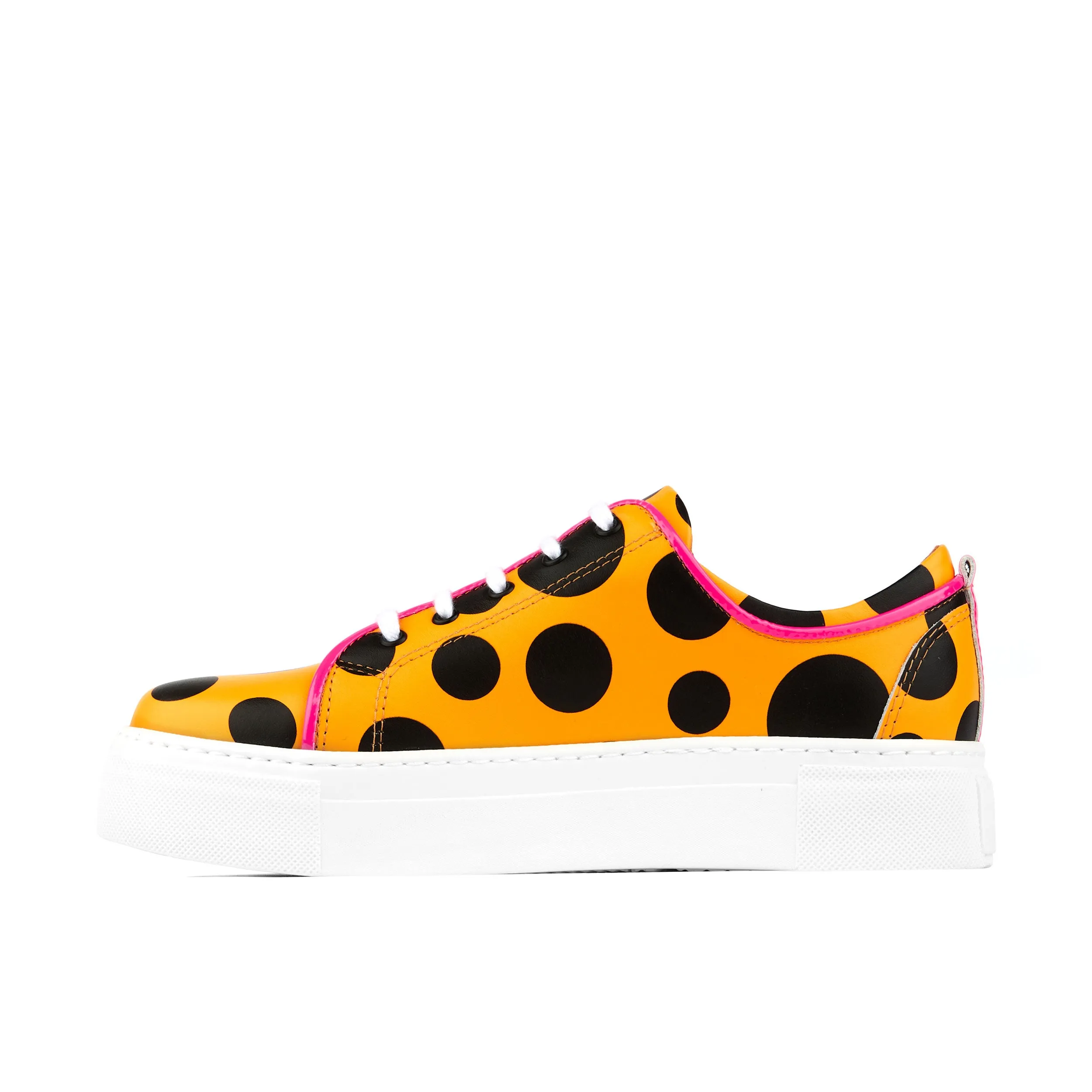 CAMILA ORANGE POLKA - Women's white platform sole leather trainer in polka dots