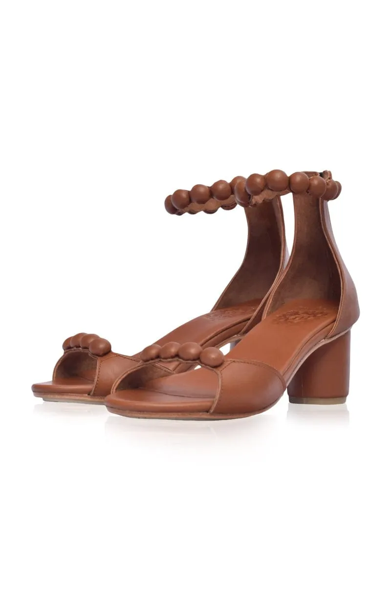 Round Heel Sandals in Vintage Camel