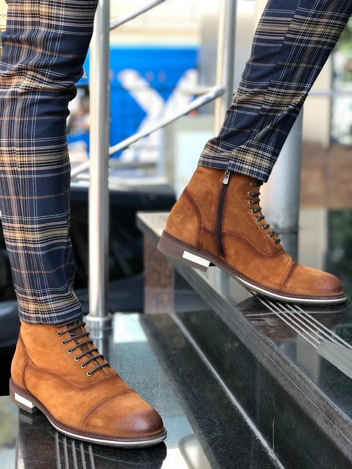 Casual Laced Boots Tan