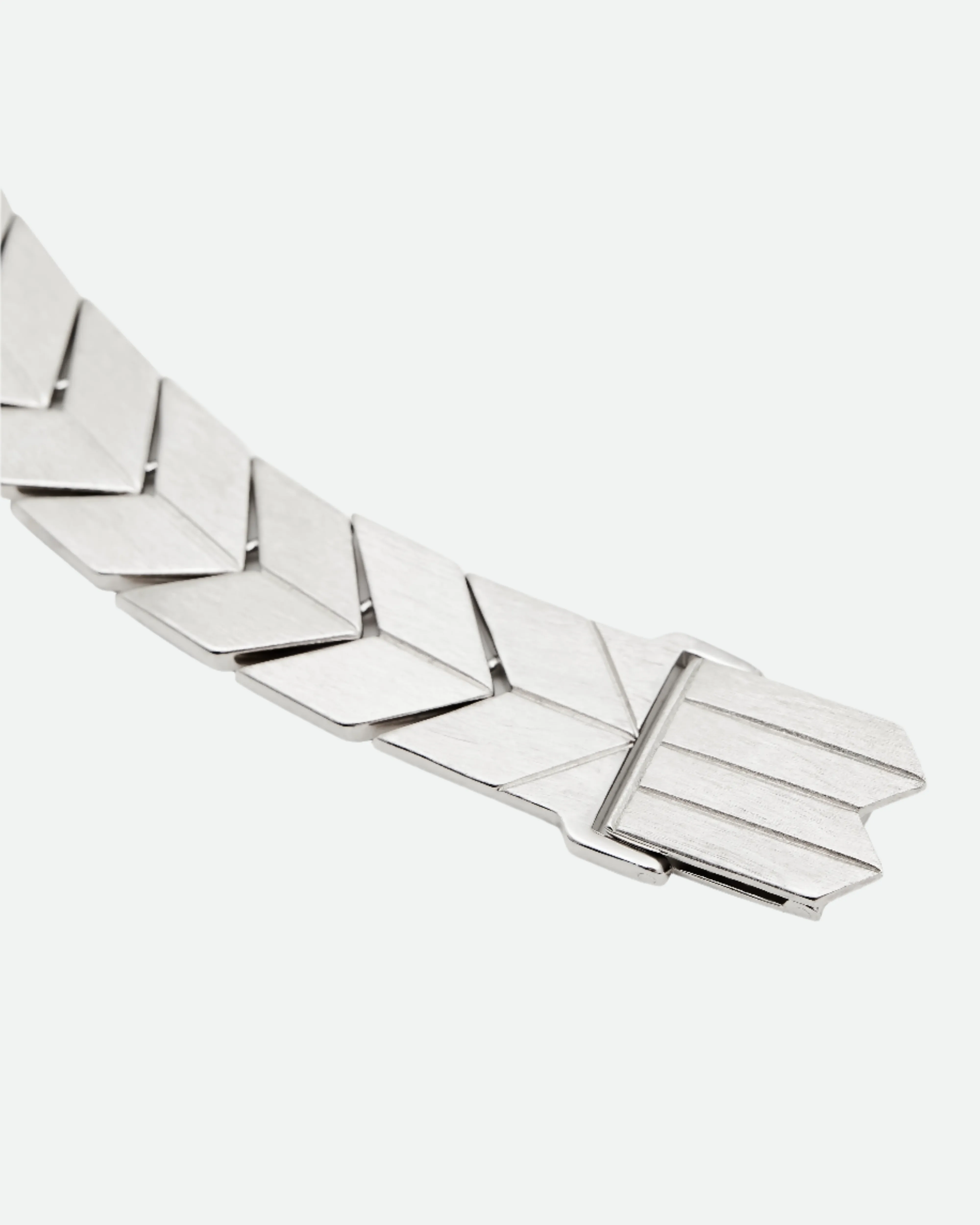 FLAT SPIKELET CHOKER