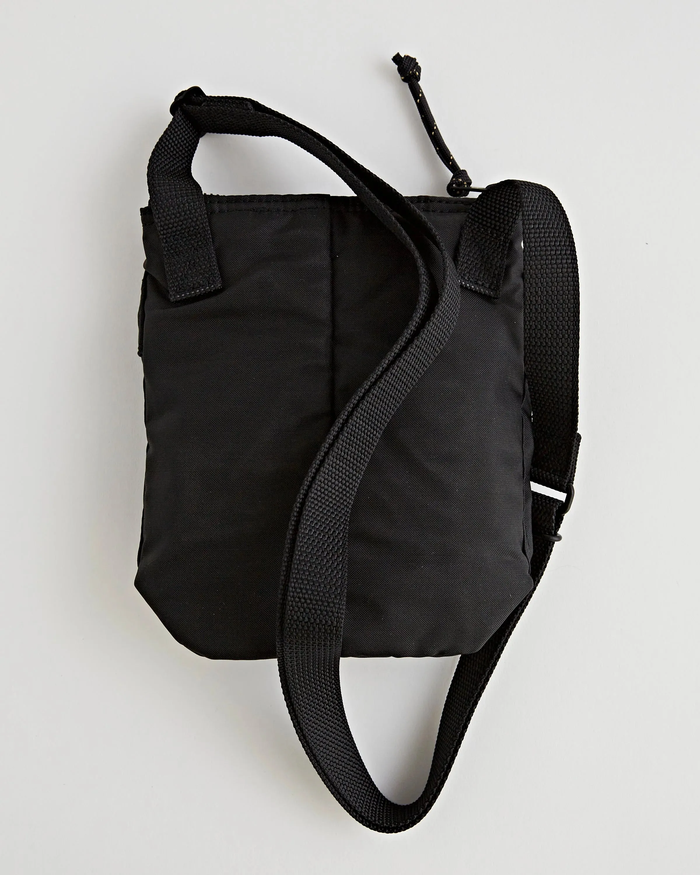 Force Shoulder Pouch Black