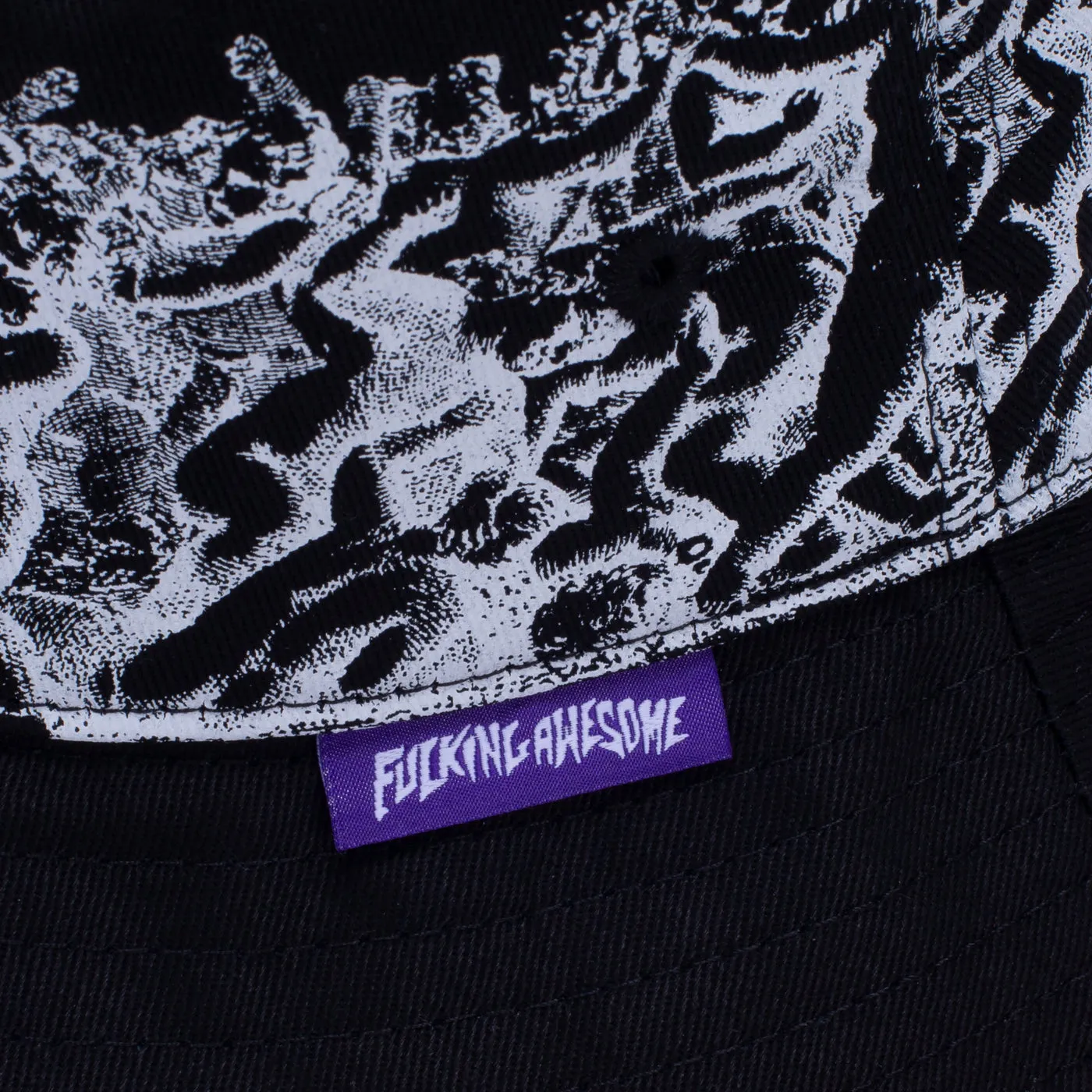 FUCKING AWESOME CHERUB FIGHT BUCKET HAT // BLACK/WHITE