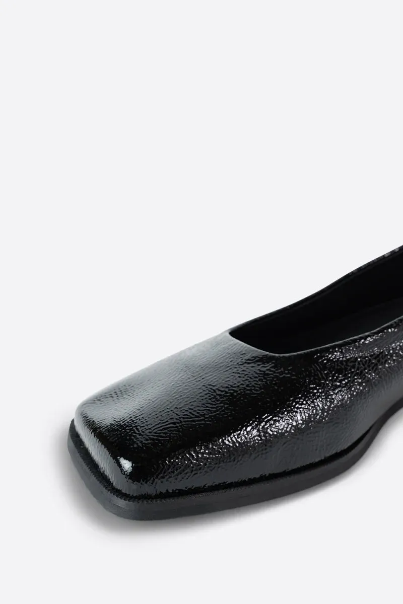 Intentionally Blank Saucer Flat - Black