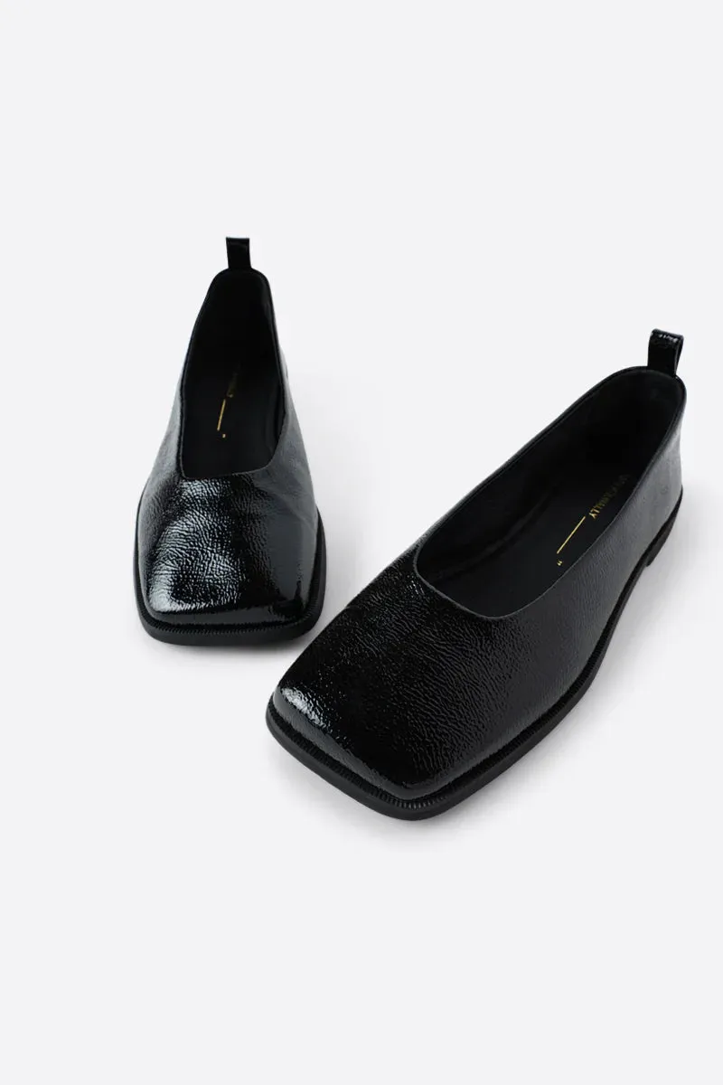 Intentionally Blank Saucer Flat - Black