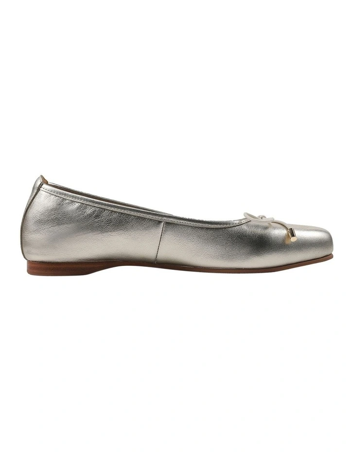 Kettle Flat Shoe in Champagne