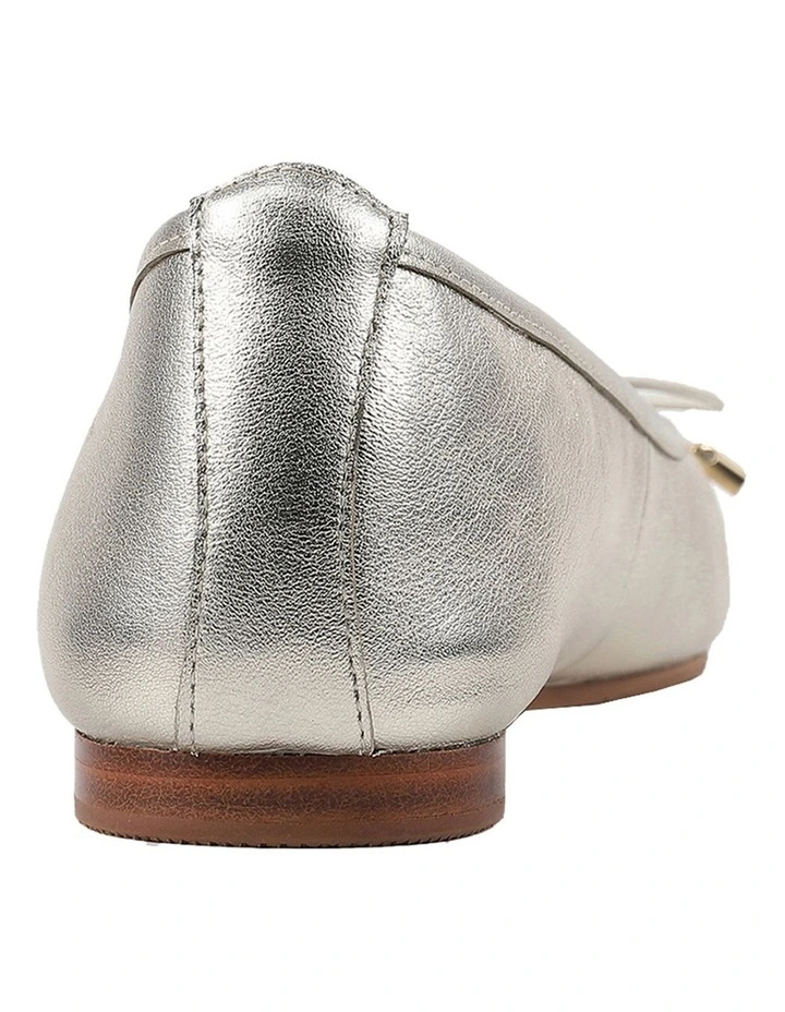 Kettle Flat Shoe in Champagne