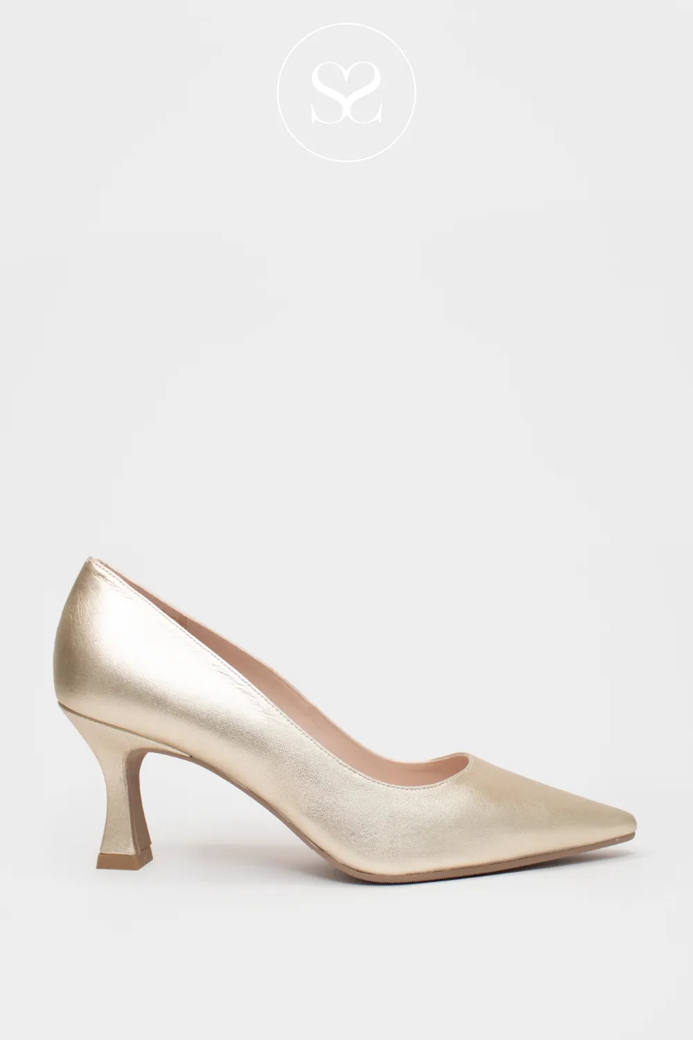 LODI JONA GOLD LEATHER MID-HEEL COURT SHOES / HEELS