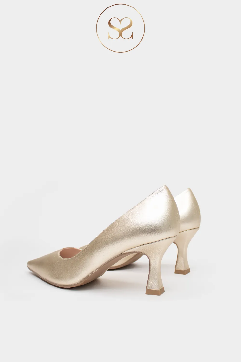 LODI JONA GOLD LEATHER MID-HEEL COURT SHOES / HEELS