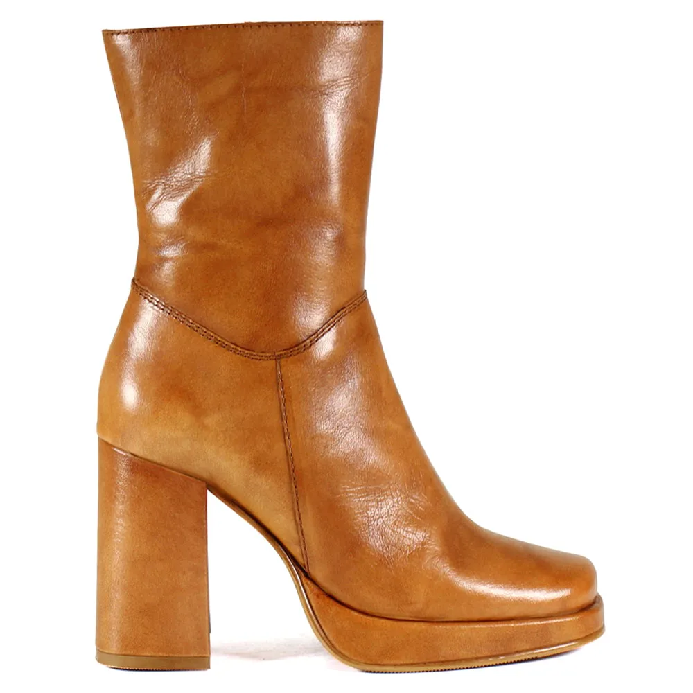 Mont Pelier Square Toe Platform Boots