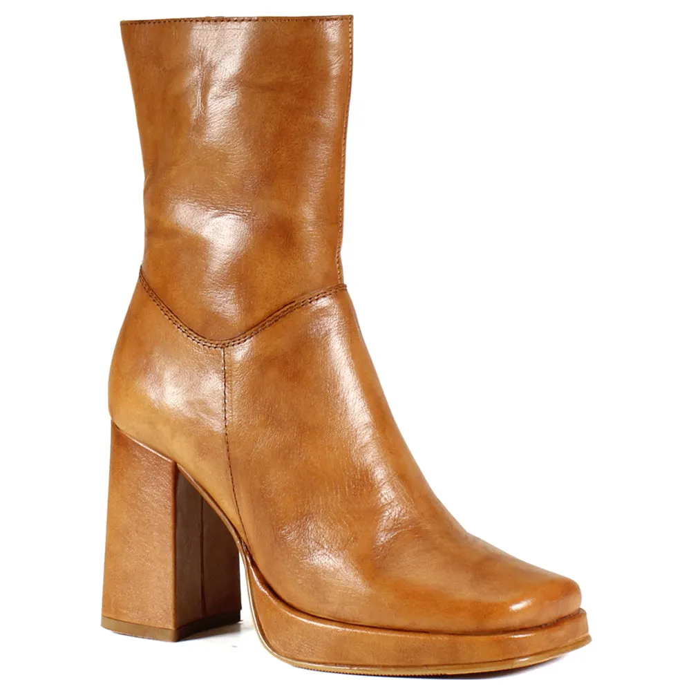 Mont Pelier Square Toe Platform Boots