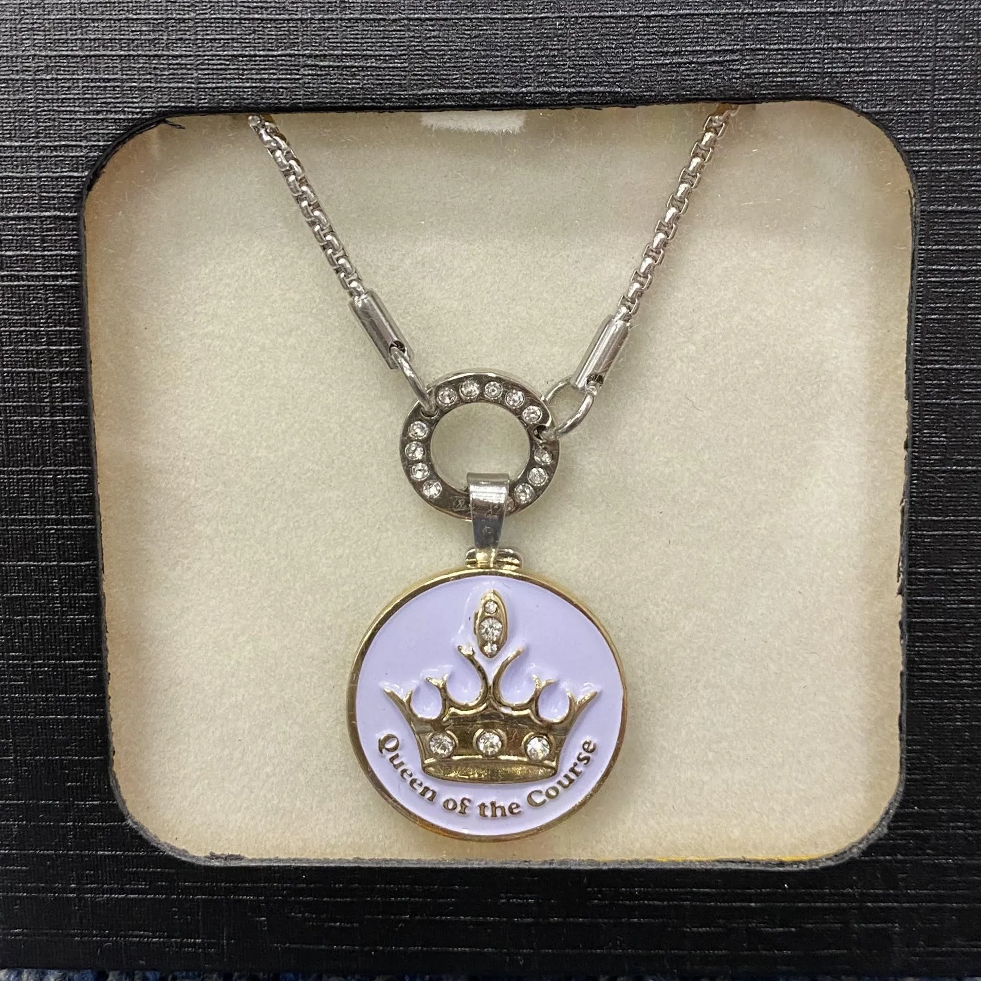 Navika Magnetic Golf Course Queen Necklace Marker