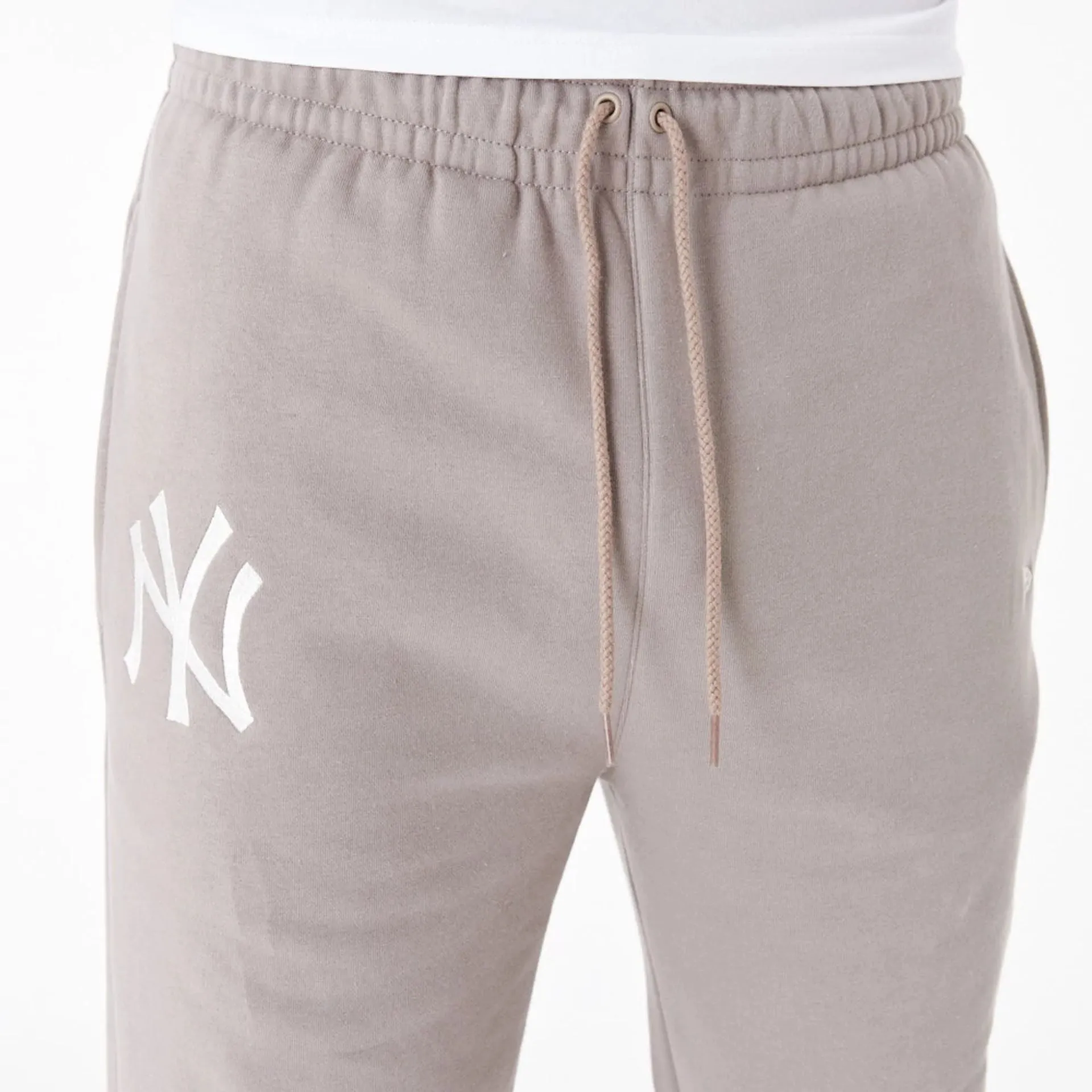 New York Yankees League Essential Beige Joggers