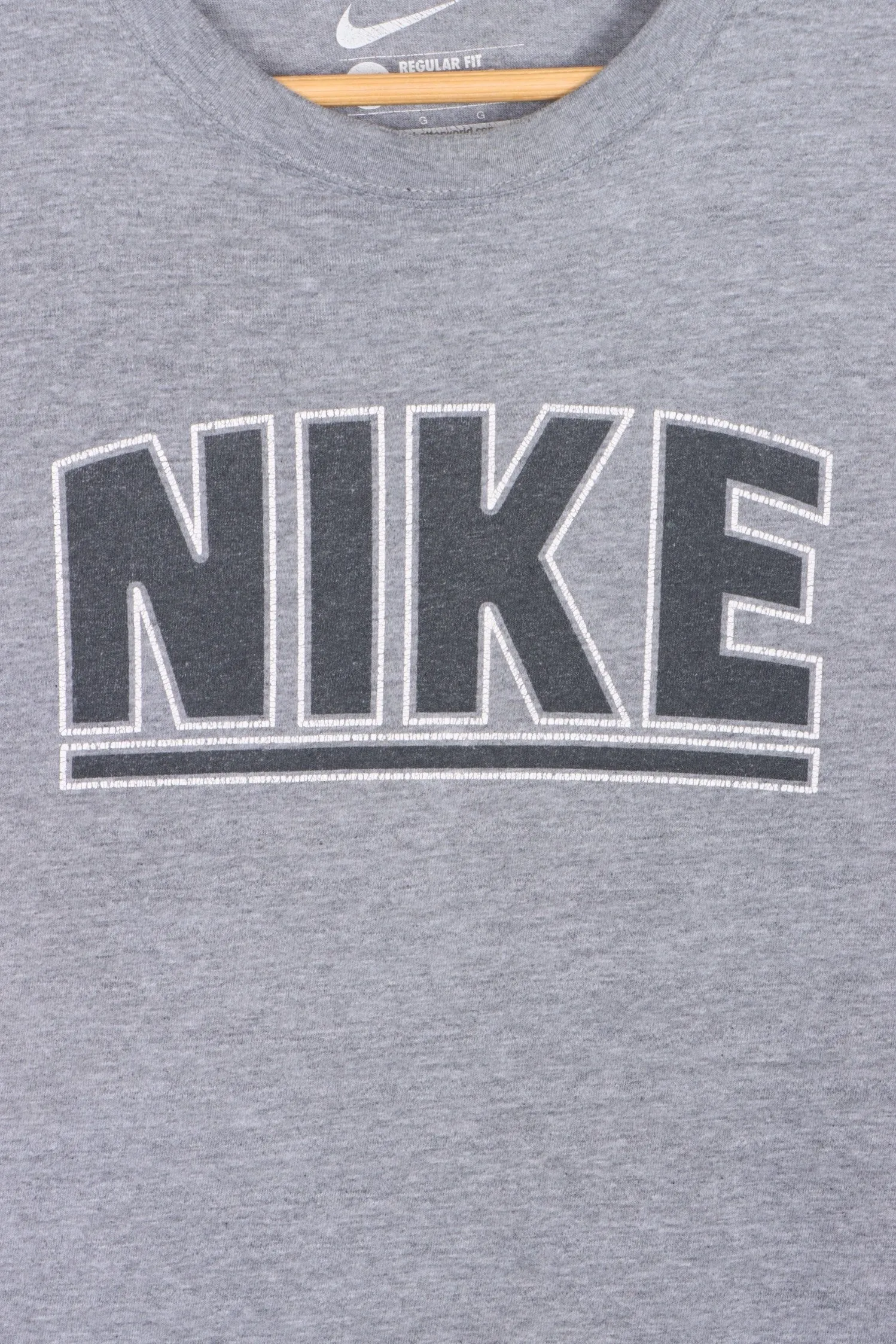 NIKE Spell Out Block Logo Grey T-Shirt Large.