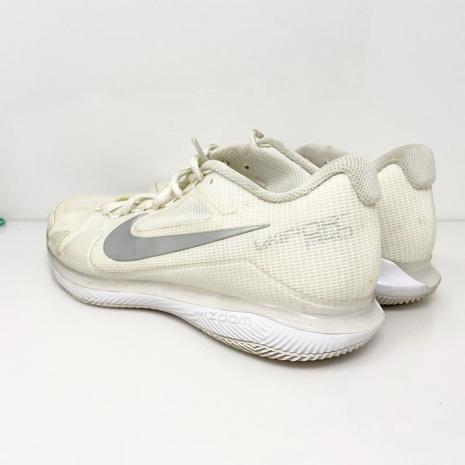 Nike Womens Air Zoom Vapor Pro HC CZ0222-108 White Running Shoes Sneakers Sz 8.5