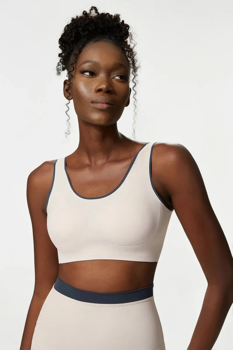 PEYTON SPORTS BRA AND LEGGINGS SET MILK WHITE