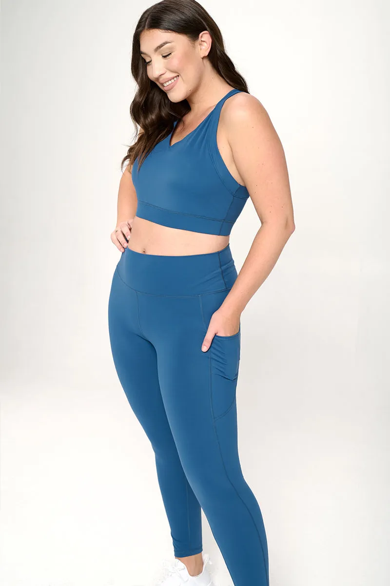 PLUS SIZE SUPER SOFT Sport Bra and Leggings Active Set with Pockets