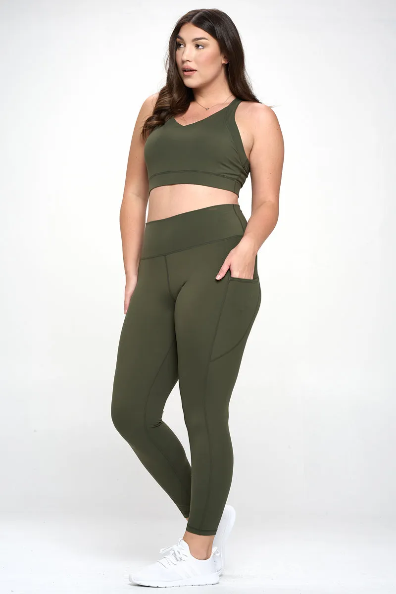 PLUS SIZE SUPER SOFT Sport Bra and Leggings Active Set with Pockets