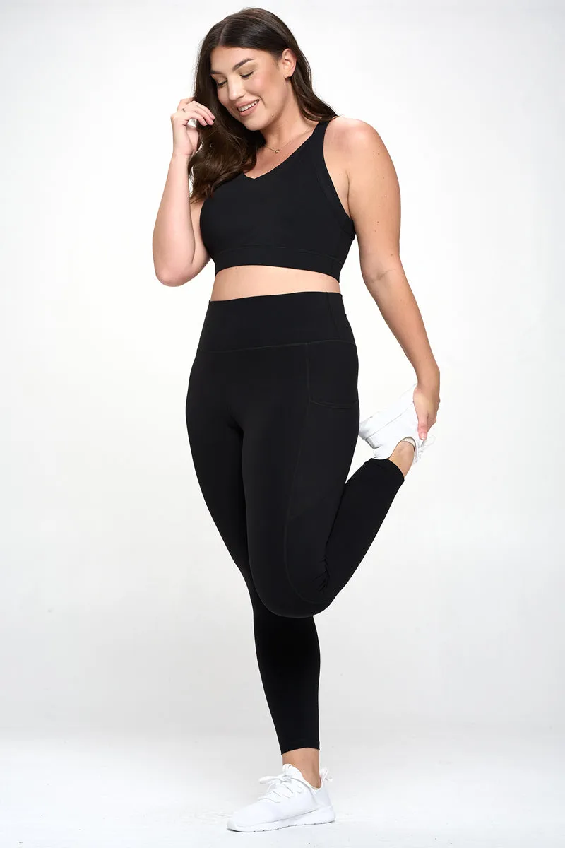 PLUS SIZE SUPER SOFT Sport Bra and Leggings Active Set with Pockets