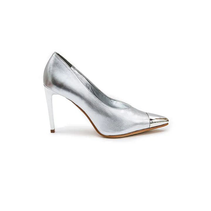 Pointed Pump with Metallic Toe Cap - BWR 042