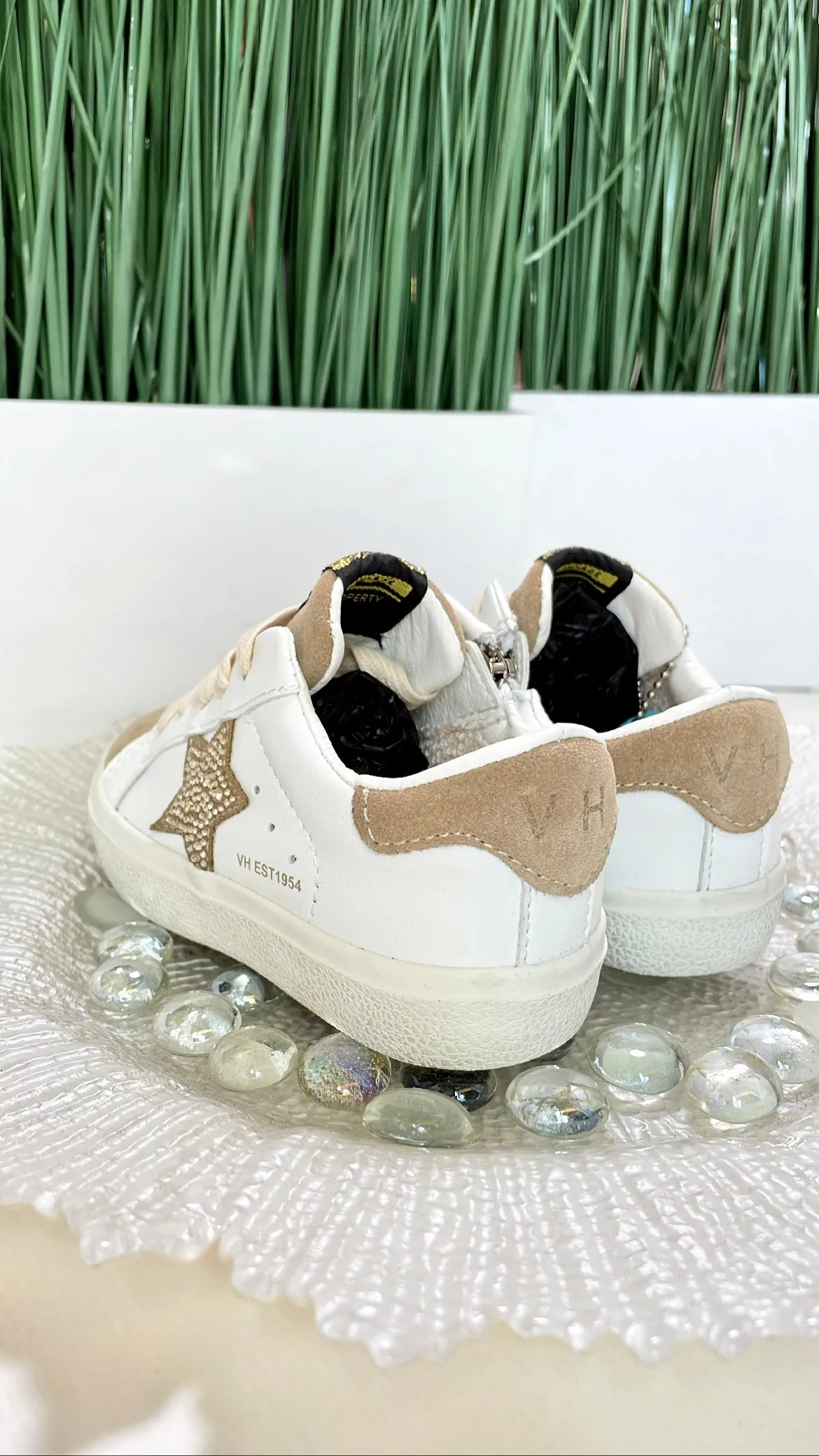 RHINESTONE STAR SNEAKERS CAMEL SUEDE