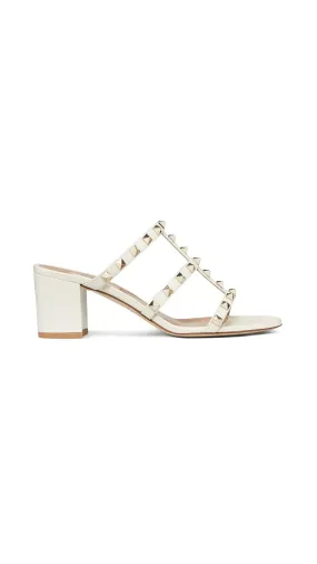 Rockstud Slide Sandal in Light Ivory Calfskin Leather - 60MM