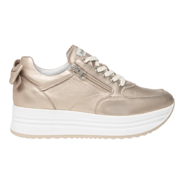 Womens Saturn Sneakers E409810D