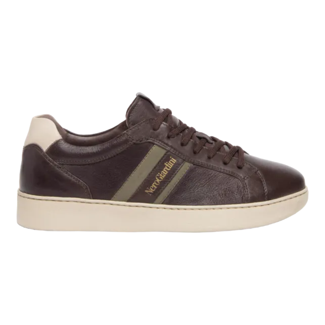 Brown Men's Sneakers Code: I303080U