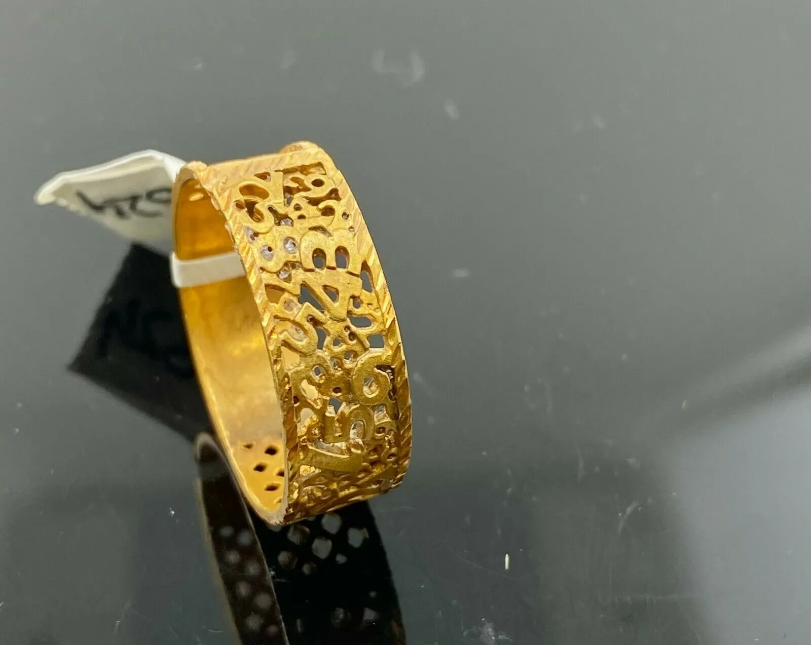 Solid Gold Filigree Band Ring - Elegant Charm, Size 10, Resizable (R2324)