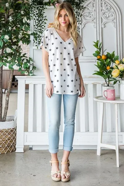 Star Print V-Neck Waffle Knit T-Shirt.