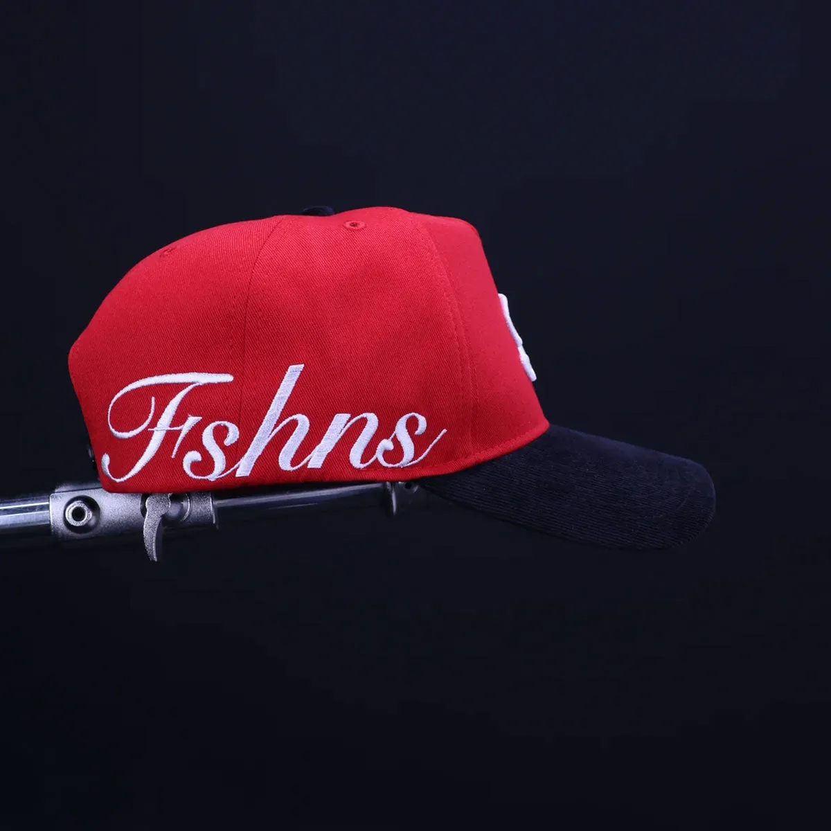 Stella Logo Snapback Hat (Red/Black)