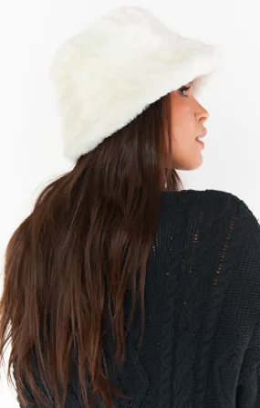 Tate Fuzzy Bucket Hat ~ White