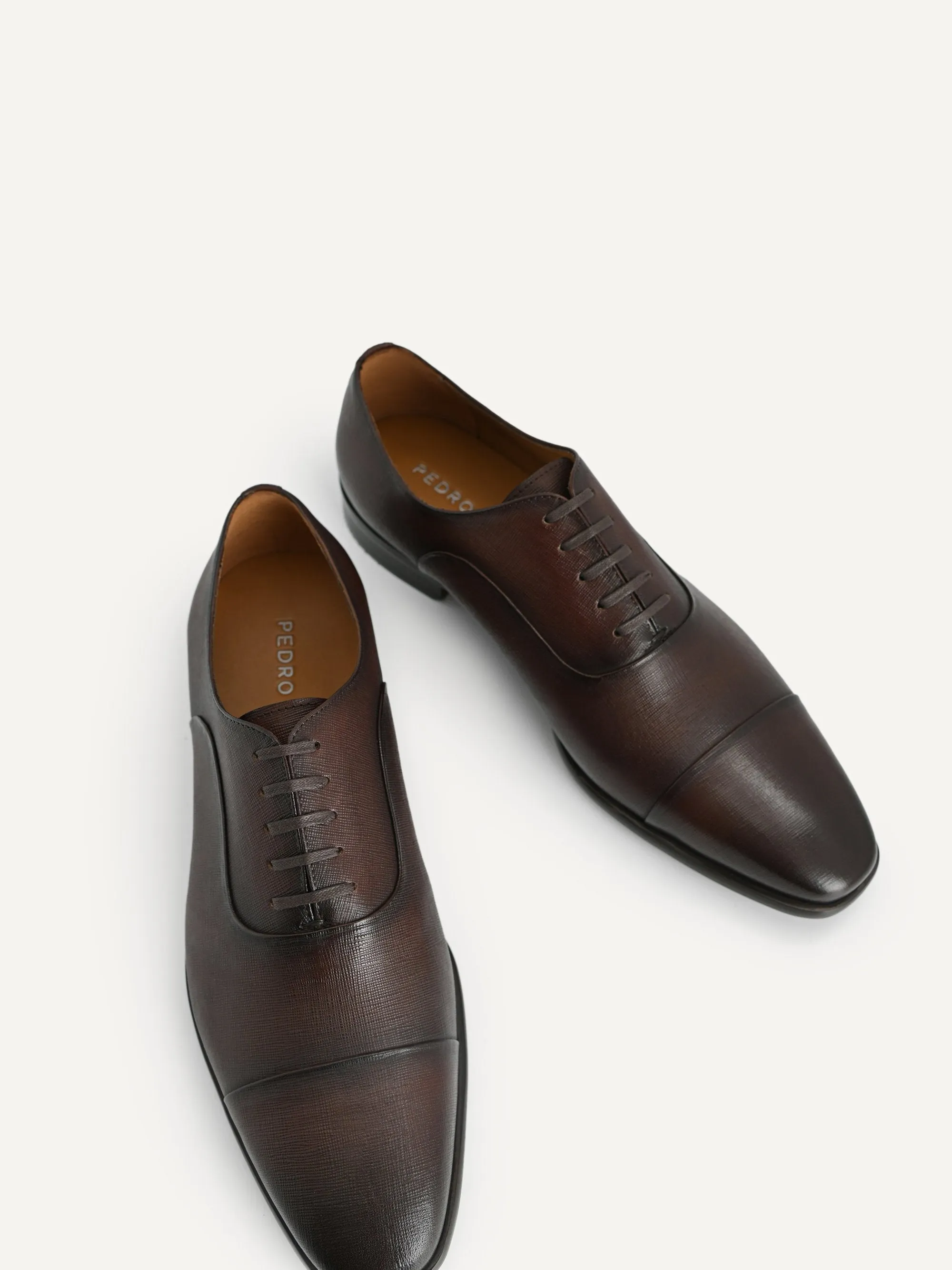 Textured Leather Oxford Shoes