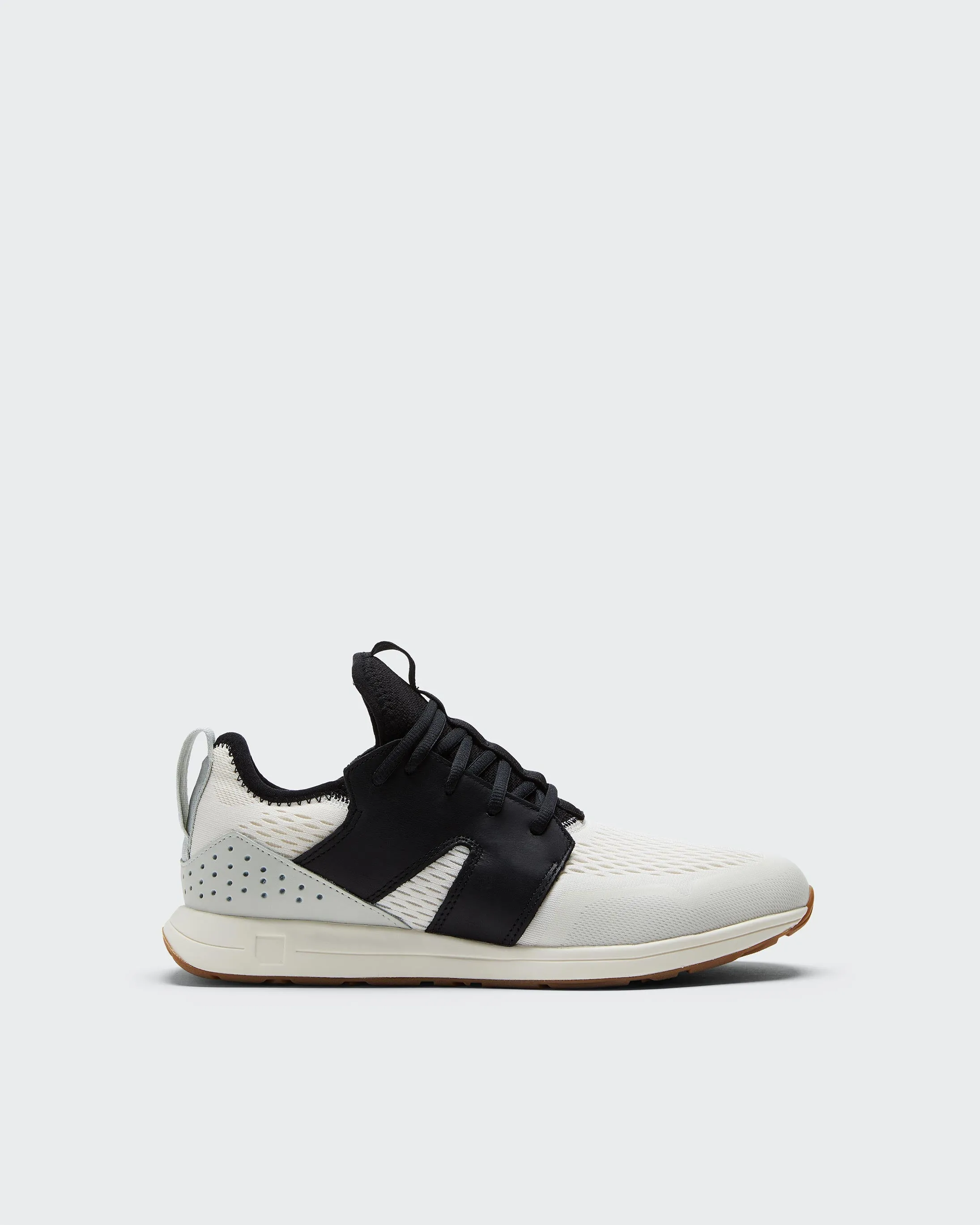 The Frank Trainer / Mesh / Black & White