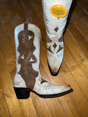 Makenna Western Style Leather Cowgirl Boots