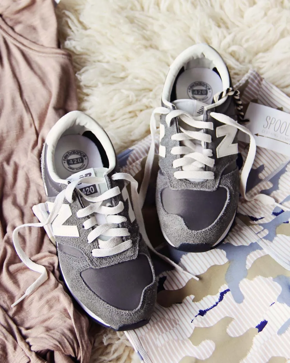 Vintage New Balance 420 Sneakers