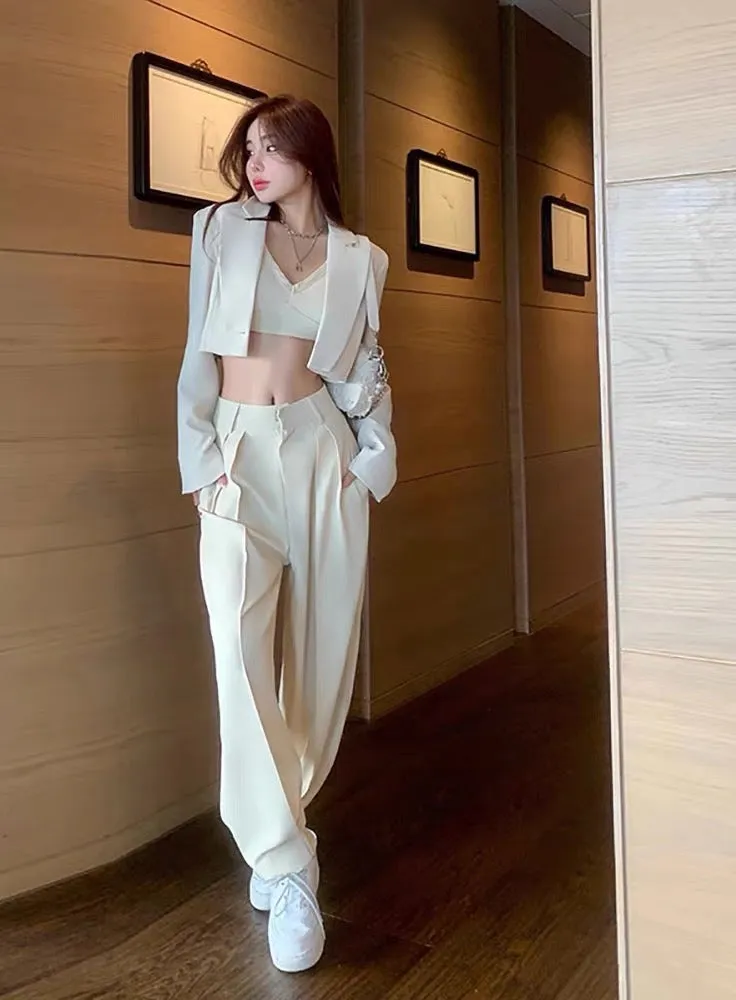 White high-end fashionable hot girl short suit fashionable three-piece suit pants 2022 new early autumn women's clothing (B063)