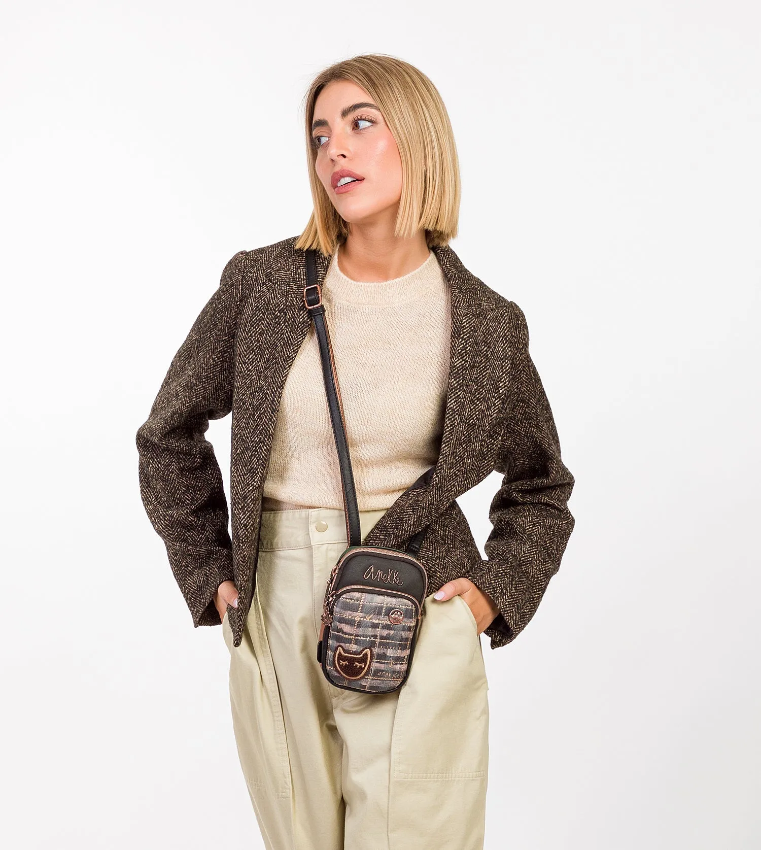 Wild mini shoulder bag with front pocket