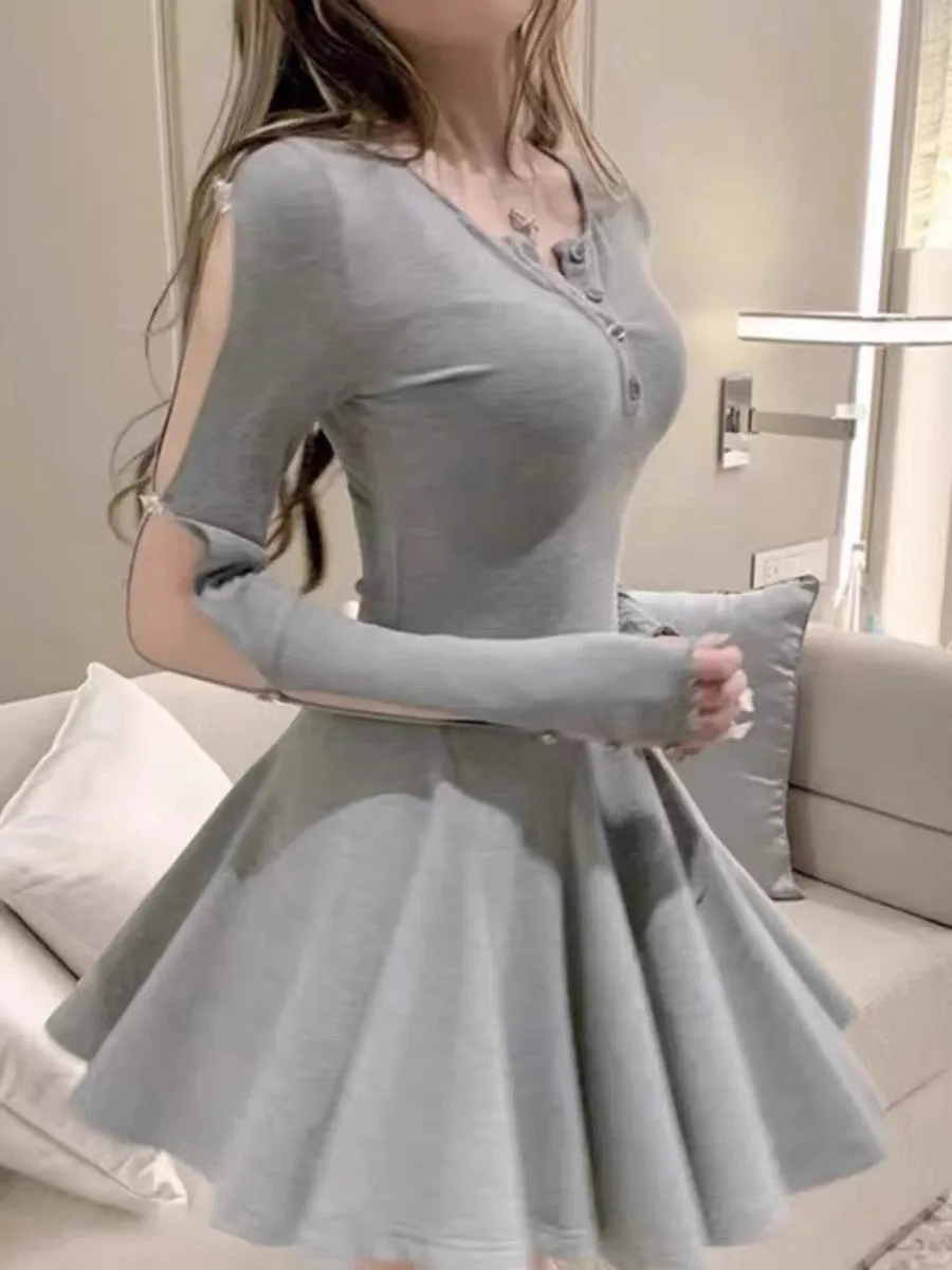 With safety pants, gray long-sleeved tight-fitting sexy T-shirt dress with sexy design, hot girl French slim puffy dress summer 